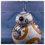 hot-toys-the-last-jedi-bb-8 collectible-figure-003.jpg